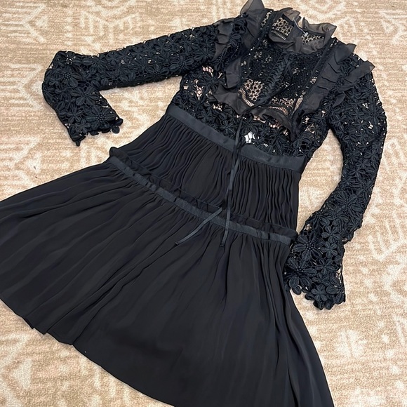 Self-Portrait Black Guipure Lace & Organza Trim Pleated Adeline Dress 4 - Picture 2 of 13